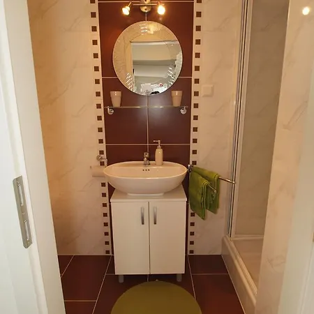 Apartmaji Slavica *